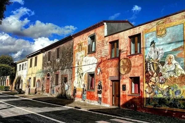 Tinnura — paese museo