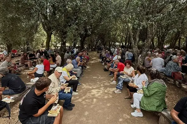 Pranzo tipico con i pastori
