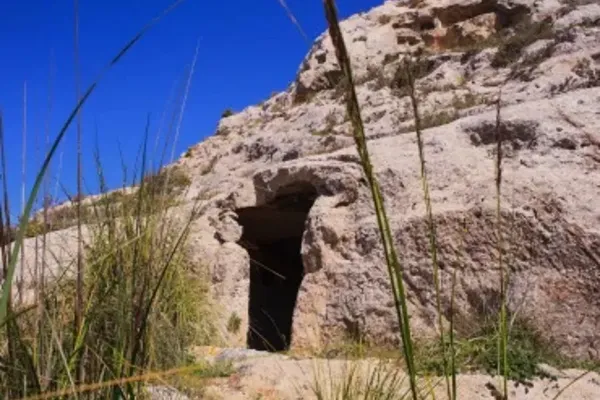 I Tesori di Pietra — Archeo Tour